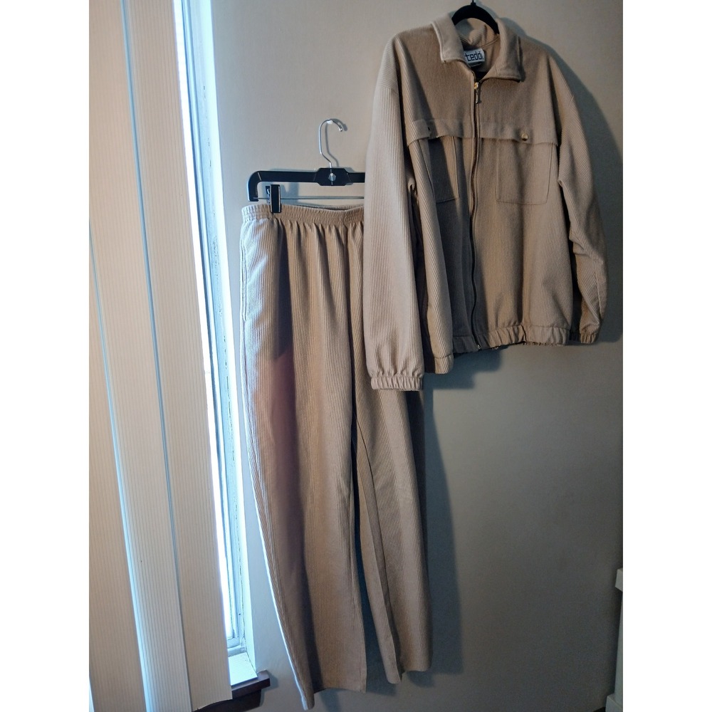 VINAGE Teddi Tan Corduroy Zip Up Jacket Pants Set Two Piece Women's Size Medium - Picture 2 of 7
